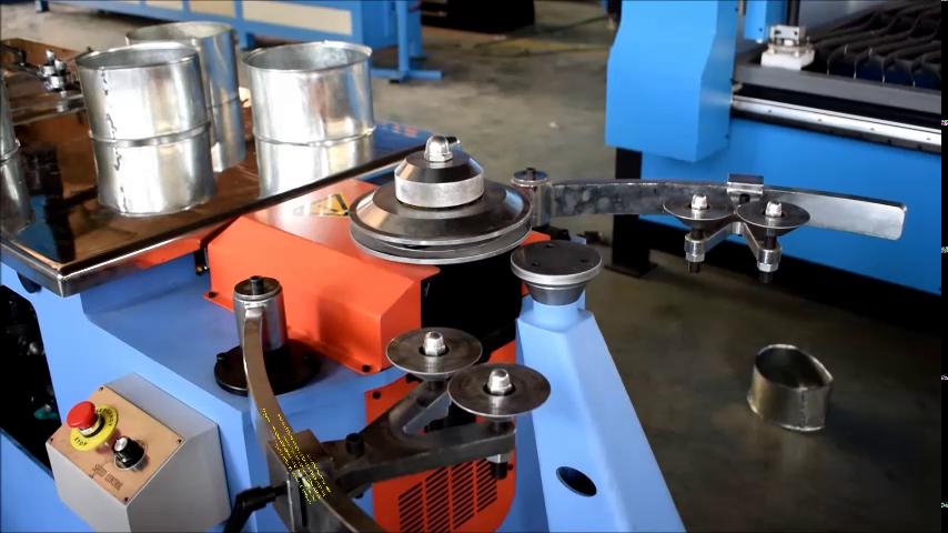 Gorelocker - Hydraulic Elbow Making Machine